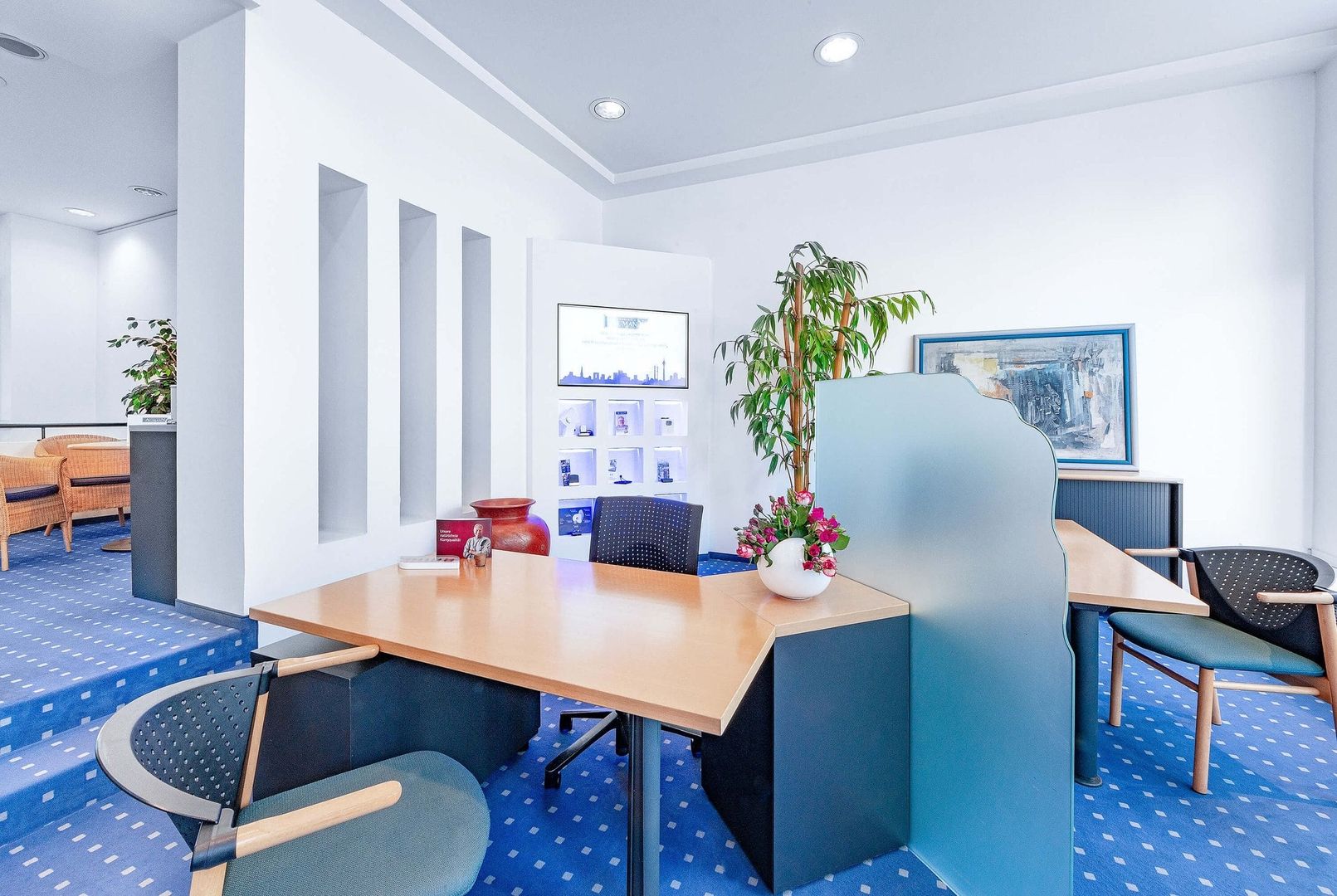 TINNITUS RETRAINING CENTER  Luegallee 35, 40545 Düsseldorf